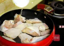 韩式辣白菜炖鸡肉块的做法图解6