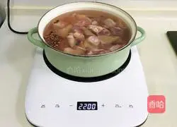 红糟焖猪蹄的做法图解2
