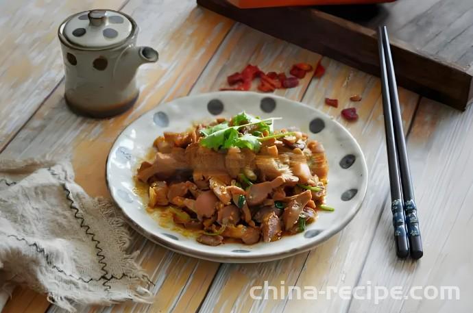 The recipe for spicy cumin chicken gizzard