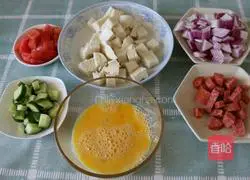 缤纷馒头块的做法图解1