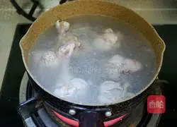 黄豆焖鸡锤的做法图解3