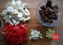 蚝油高笋酱牛肉的做法图解3