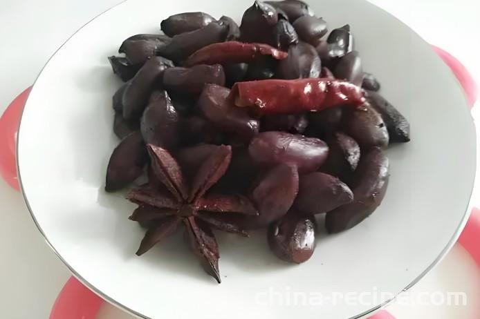 The method of making brine peanuts