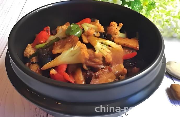 The method of making organic cauliflower in a dry pot