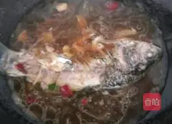 炖鲫鱼的做法图解5