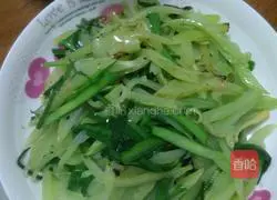 莴笋韭菜的做法图解8