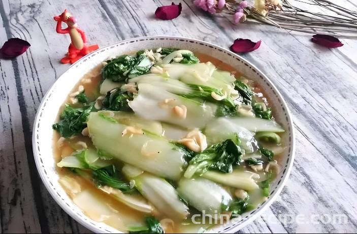 The method of stir frying sea rice with fast vegetables