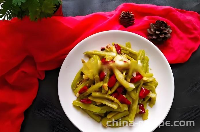 The method of stir frying bitter melon
