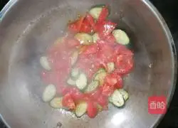 西红柿黄瓜鸡蛋面的做法图解5