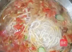 西红柿黄瓜鸡蛋面的做法图解7