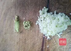 蒜泥茄盒的做法图解1