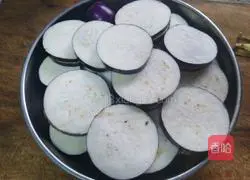 蒜泥茄盒的做法图解4