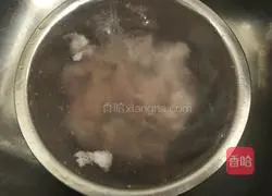 广式早茶必点的一盅，蒸蒜香排骨的做法图解1