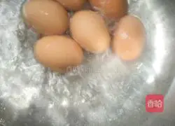 红烧排骨卤鸡蛋的做法图解3