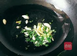 双椒炒鸭胗的做法图解7