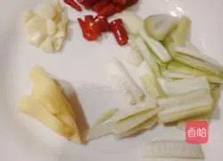 香辣烤鸡翅的做法图解2