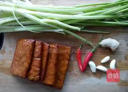 香干芹菜的做法图解2