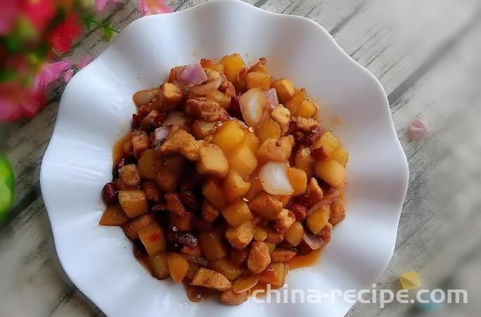 The recipe for potato and chicken cubes