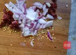 西红柿炒茄子配炒馍的做法图解1