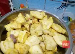 西红柿炒茄子配炒馍的做法图解4