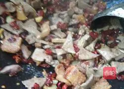 五花肉炒猪肝的做法图解8