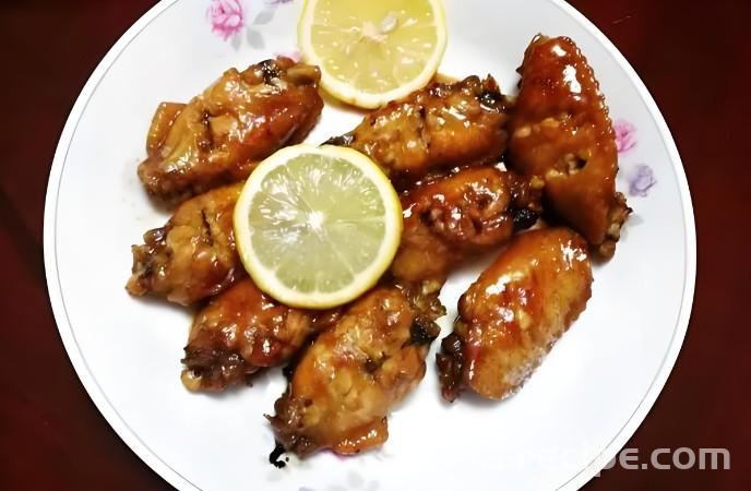 The recipe for honey chicken wings