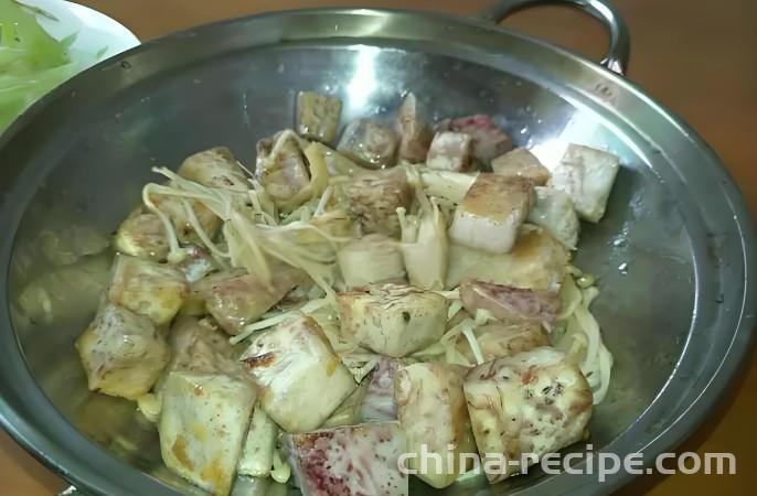 The method of making taro and enoki mushrooms