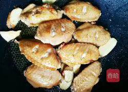 蜜汁鸡翅的做法图解2