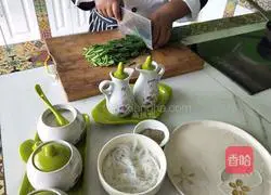 银鱼炒韭菜的做法图解4