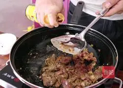 胡萝卜牛肉的做法图解7