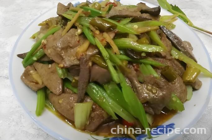 The method of making pickled pork liver with pickled peppers