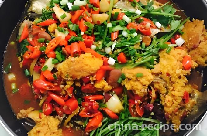 The recipe for braised spicy fish