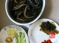 香辣泥鳅的做法图解2