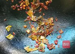 香辣泥鳅的做法图解7