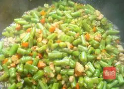 烧肉沫豆丁的做法图解6