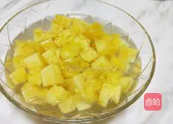 粤式菠萝鸡的做法图解2