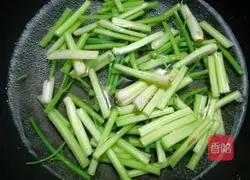 茄子芹菜的做法图解5