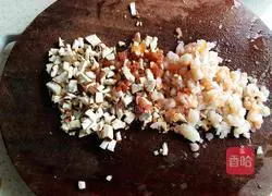 虾滑香菇鸡蛋卷的做法图解4