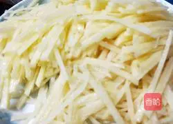 薄荷清炒土豆丝的做法图解2