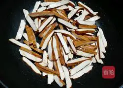 芹菜香干的做法图解5