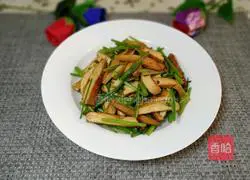 芹菜香干的做法图解9