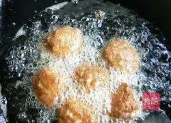 茄汁肉丸包鹌鹑蛋的做法图解5