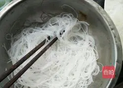 蒜蓉粉丝牡蛎的做法图解2