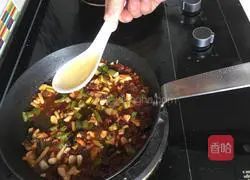 麻辣蒜香茄子的做法图解8