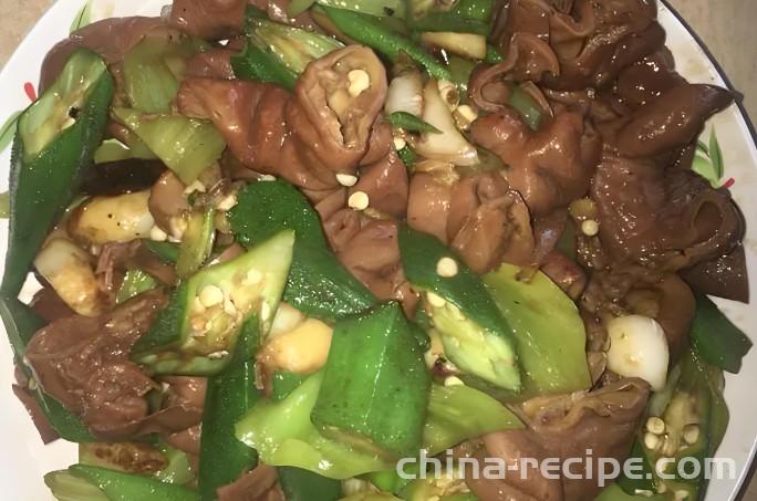 The recipe for okra spicy sausage