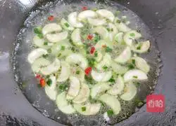 丝瓜豆付木耳汤的做法图解6
