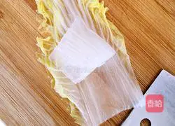 蒸白菜肉卷的做法图解2