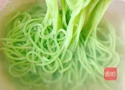 面条鸡蛋糕的做法图解4