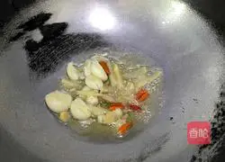 糟粕醋焖长筒螺的做法图解3