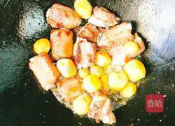小土豆焖排骨的做法图解3